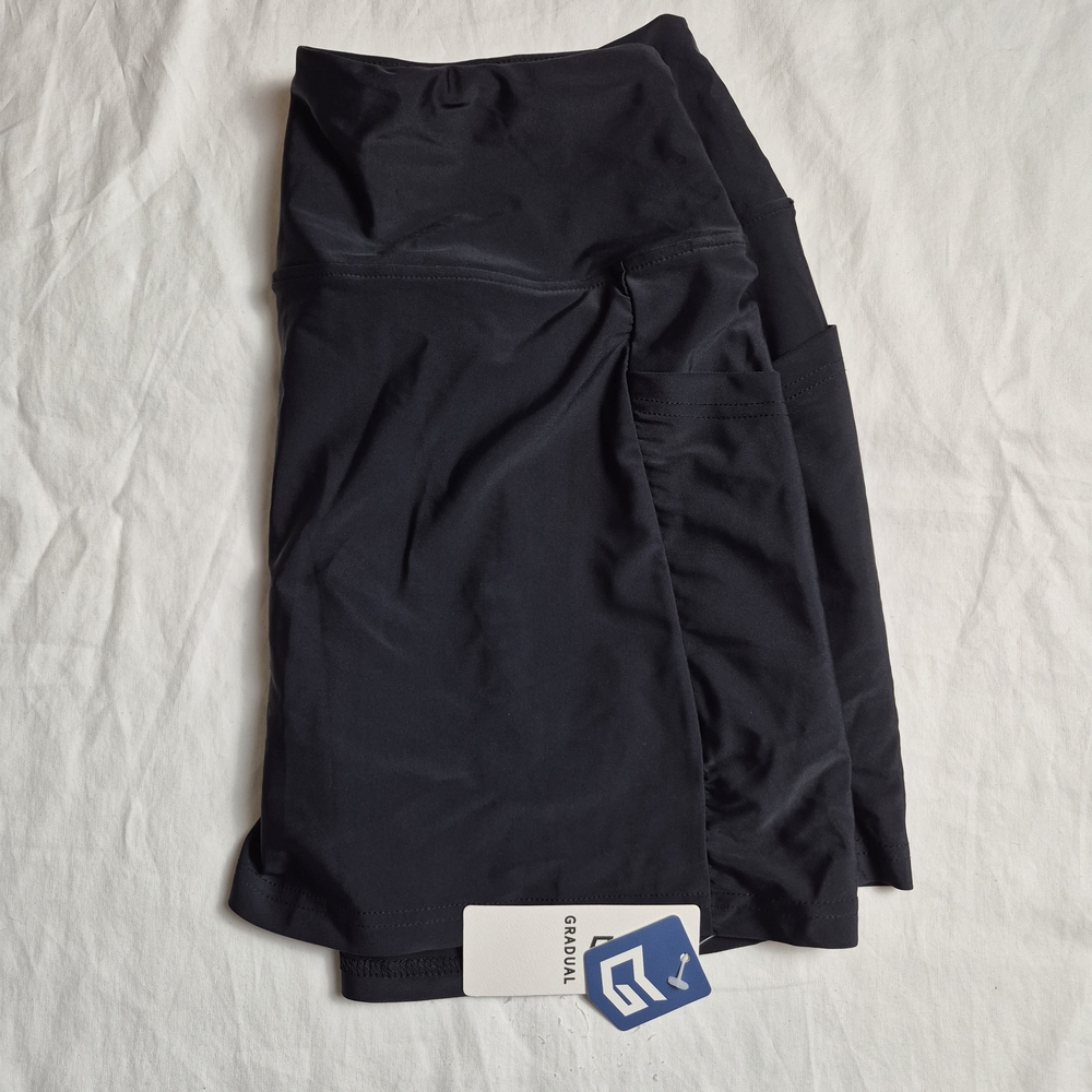 Gradual Women's Black Skort